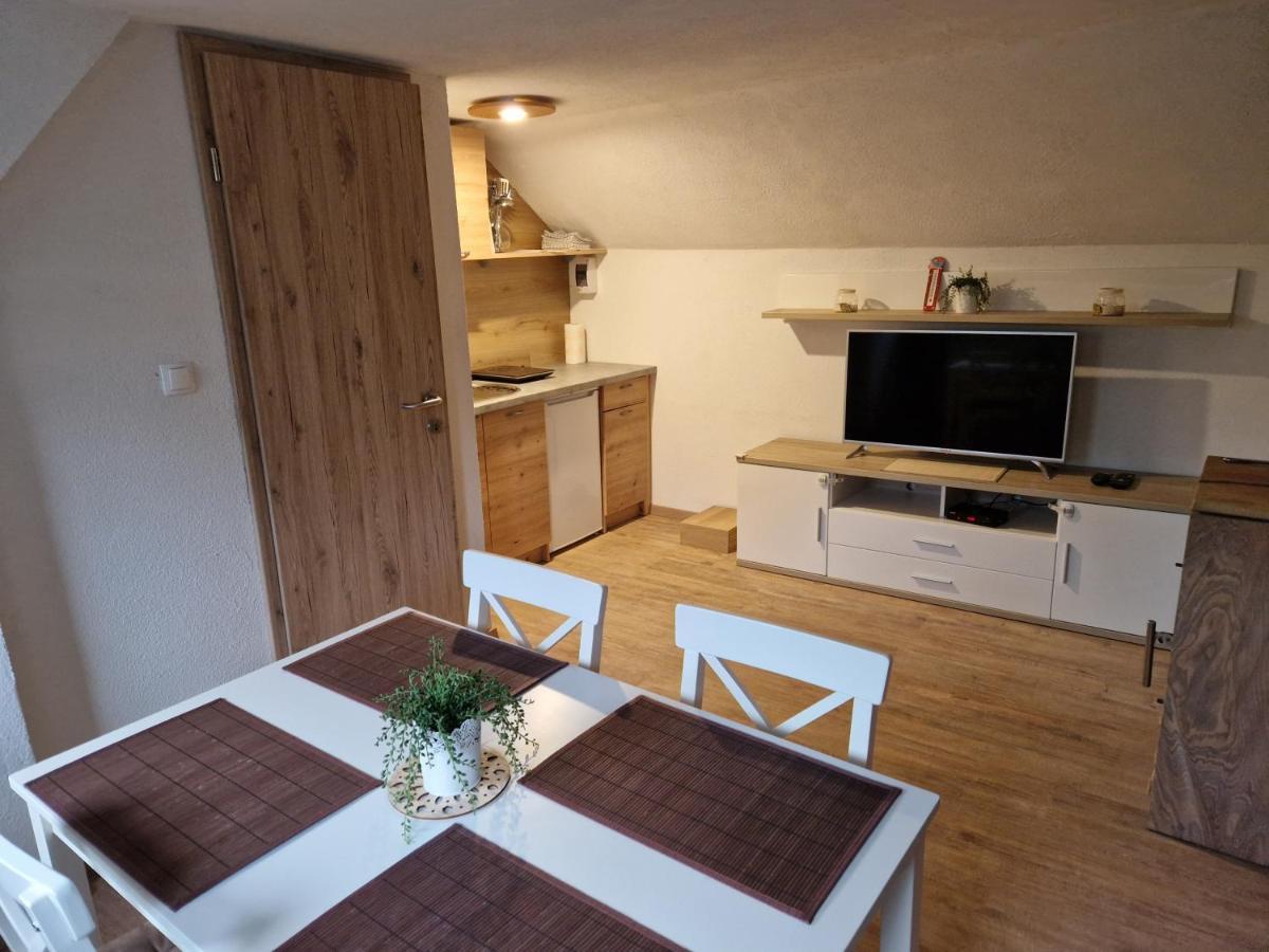 Koca Na Pikovem Apartamento Crna na Koroskem Exterior foto